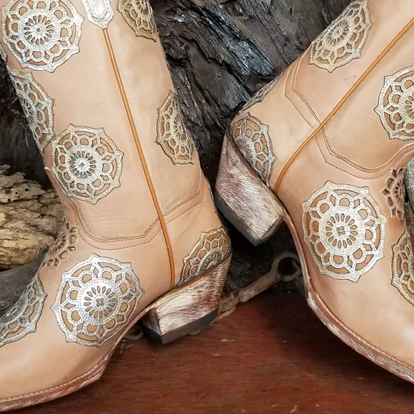 SOLD! Dan Post cowboy boots 7M - Picture 7 of 9
